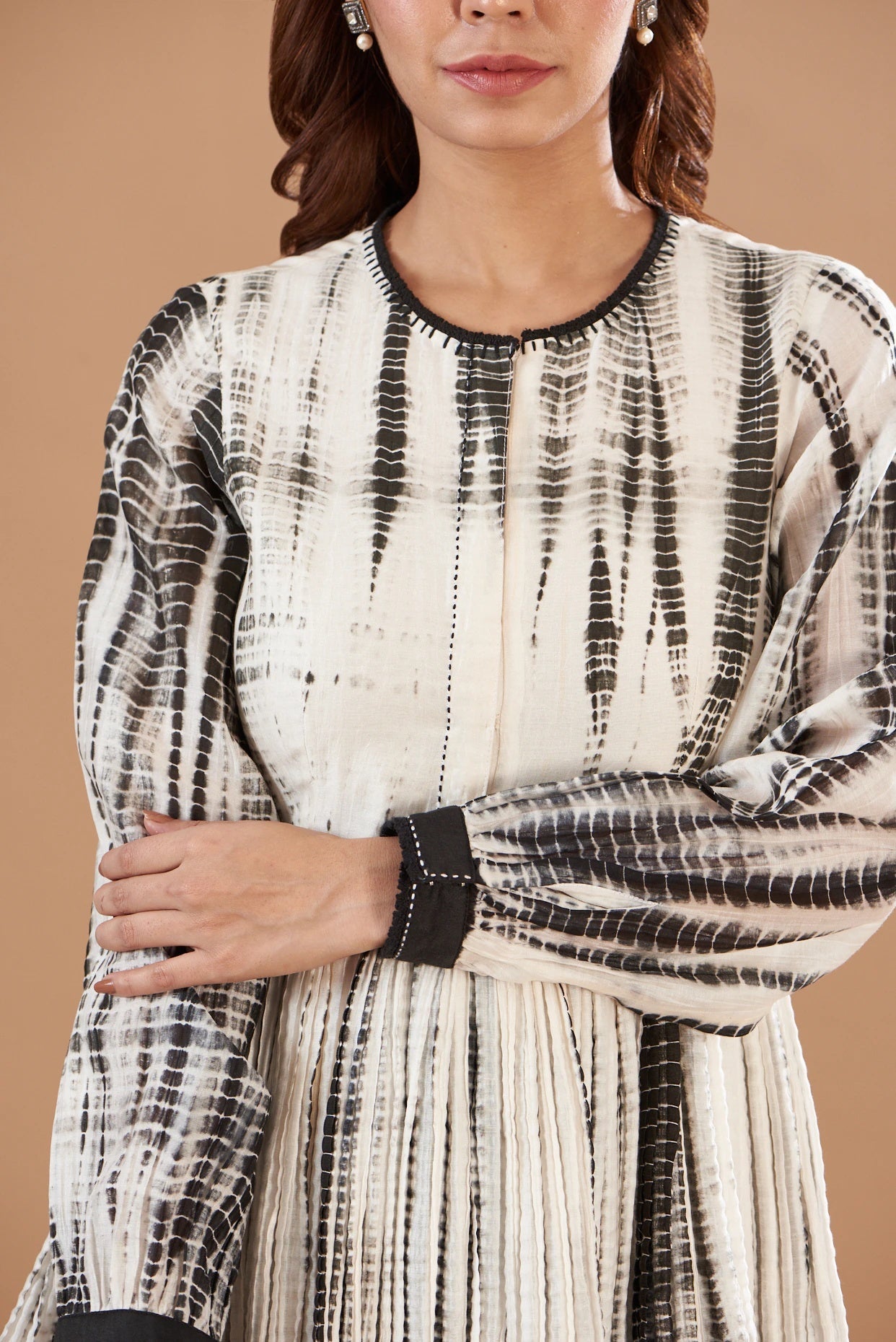 White Cotton Satin tie dyed Kurta Set