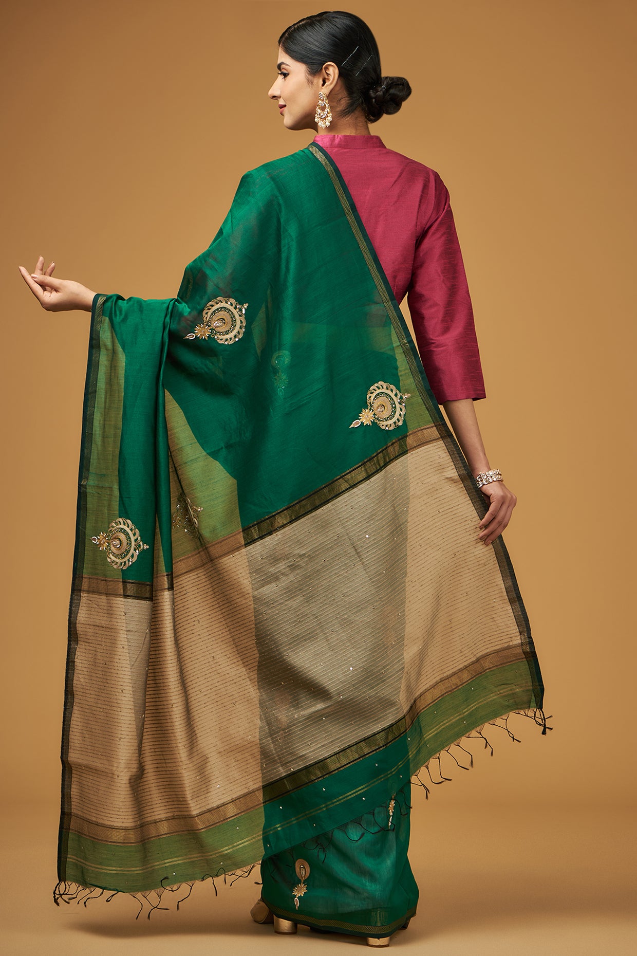 Green Maheshwari Cotton Silk Boota Embroidered Handwoven Saree Set