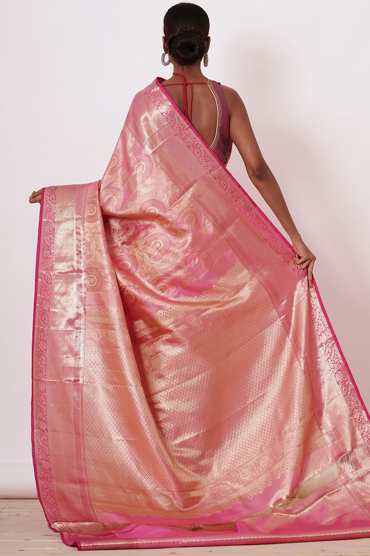Onion Pink Dharmavaram Silk Saree