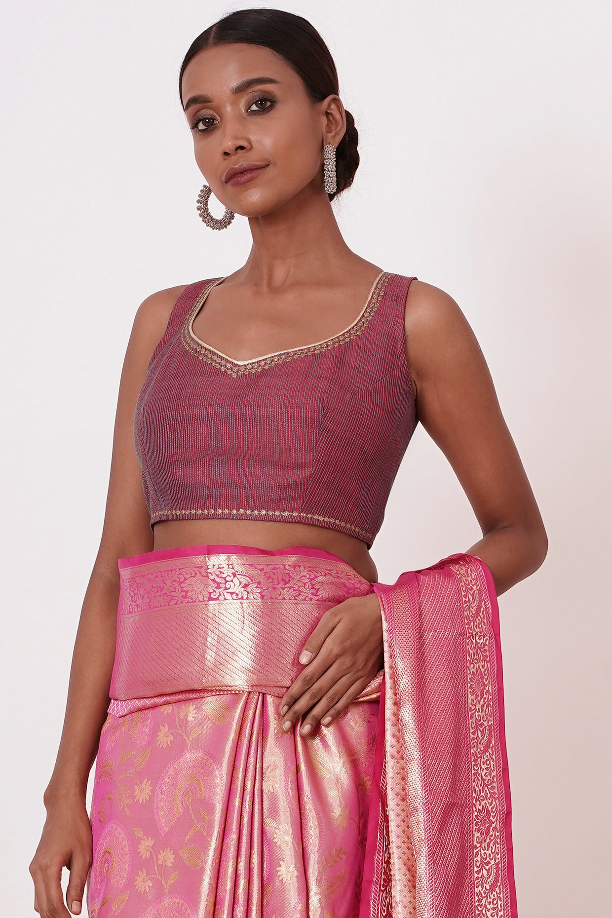 Onion Pink Dharmavaram Silk Saree