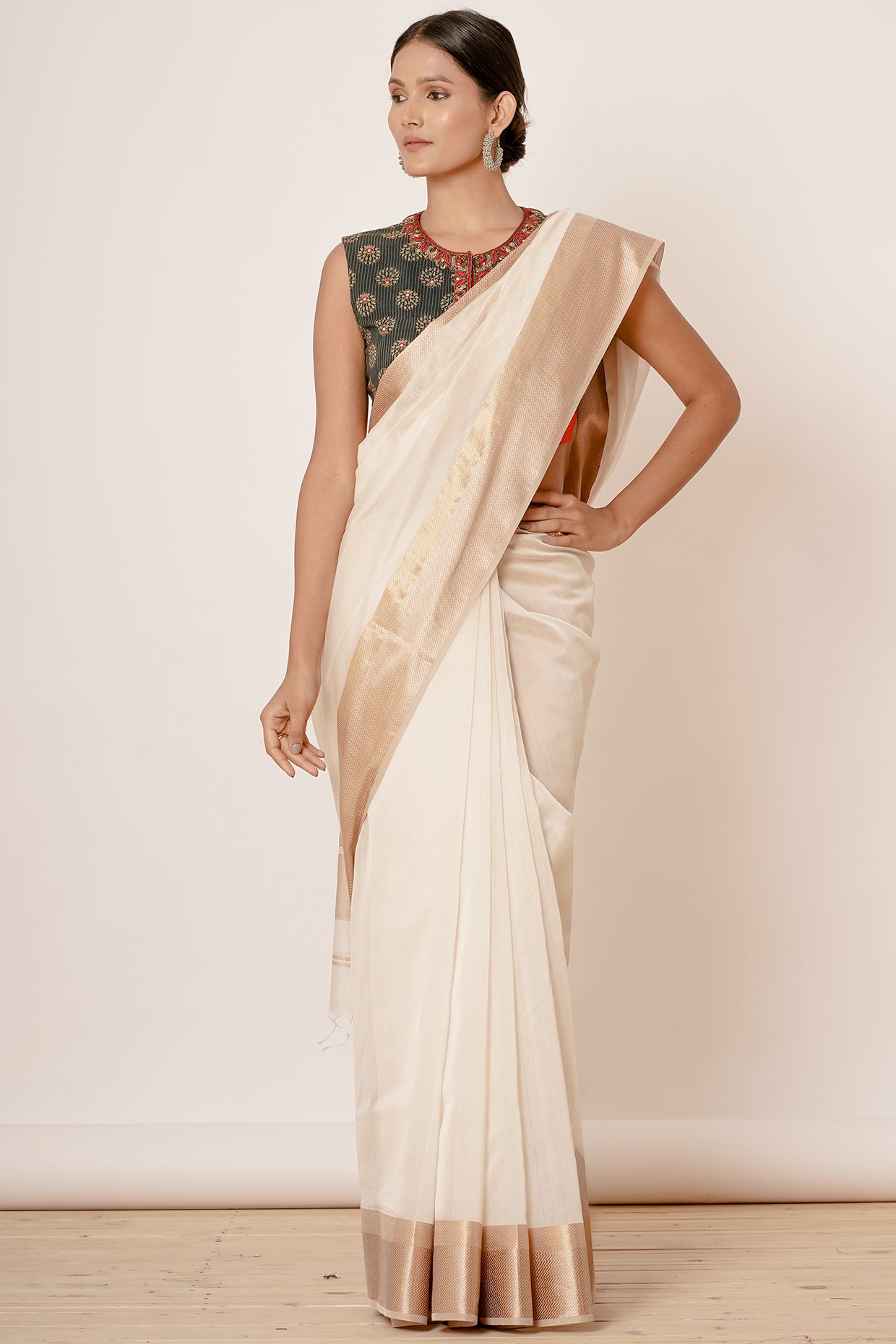 Cream and Gold Maheshwari Silk Saree with Navy Blouse Hand Block Printed Blouse