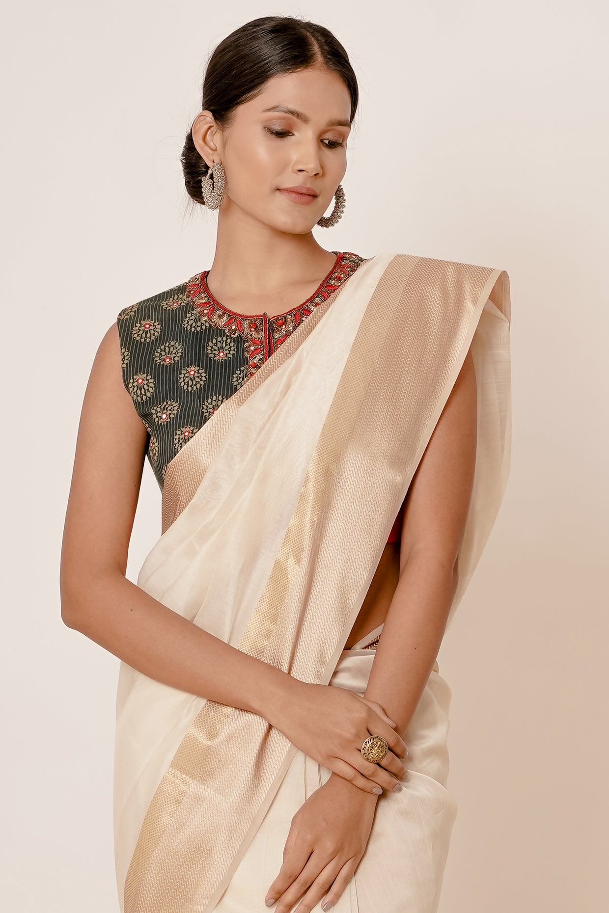 Cream and Gold Maheshwari Silk Saree with Navy Blouse Hand Block Printed Blouse