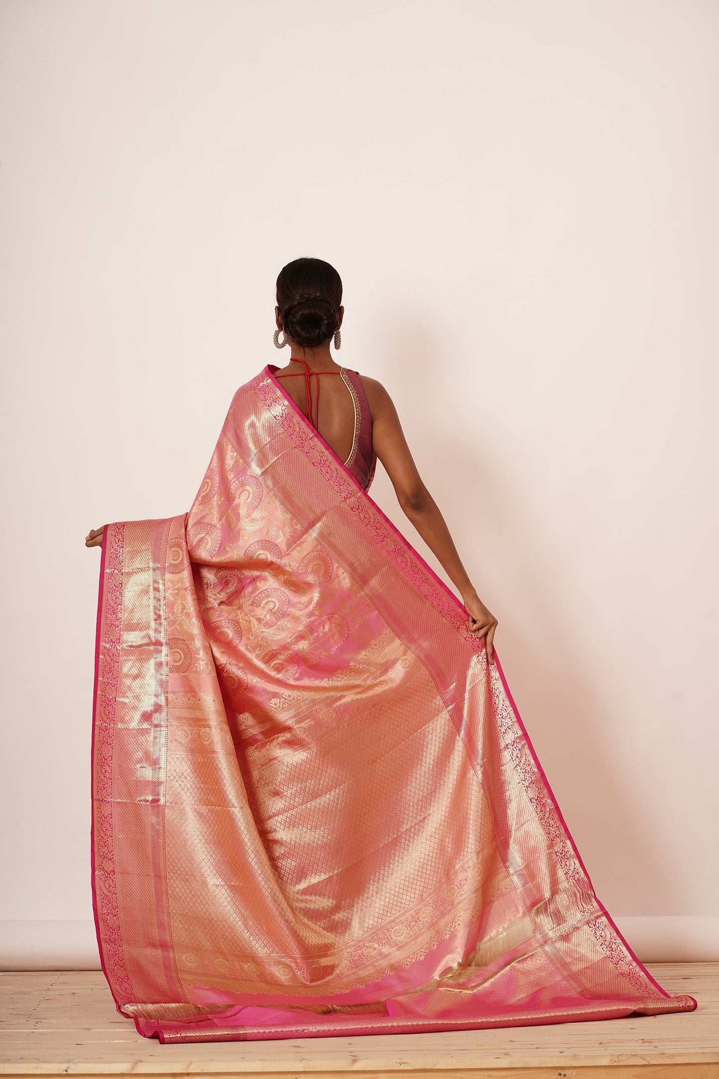 Onion Pink Dharmavaram Silk Saree