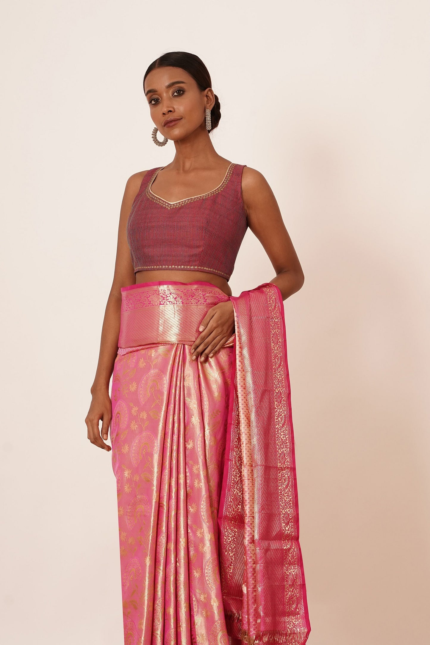 Onion Pink Dharmavaram Silk Saree