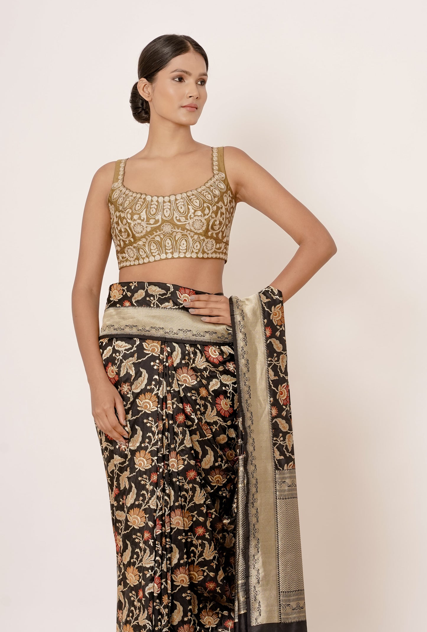 BLACK BROCADE SARI