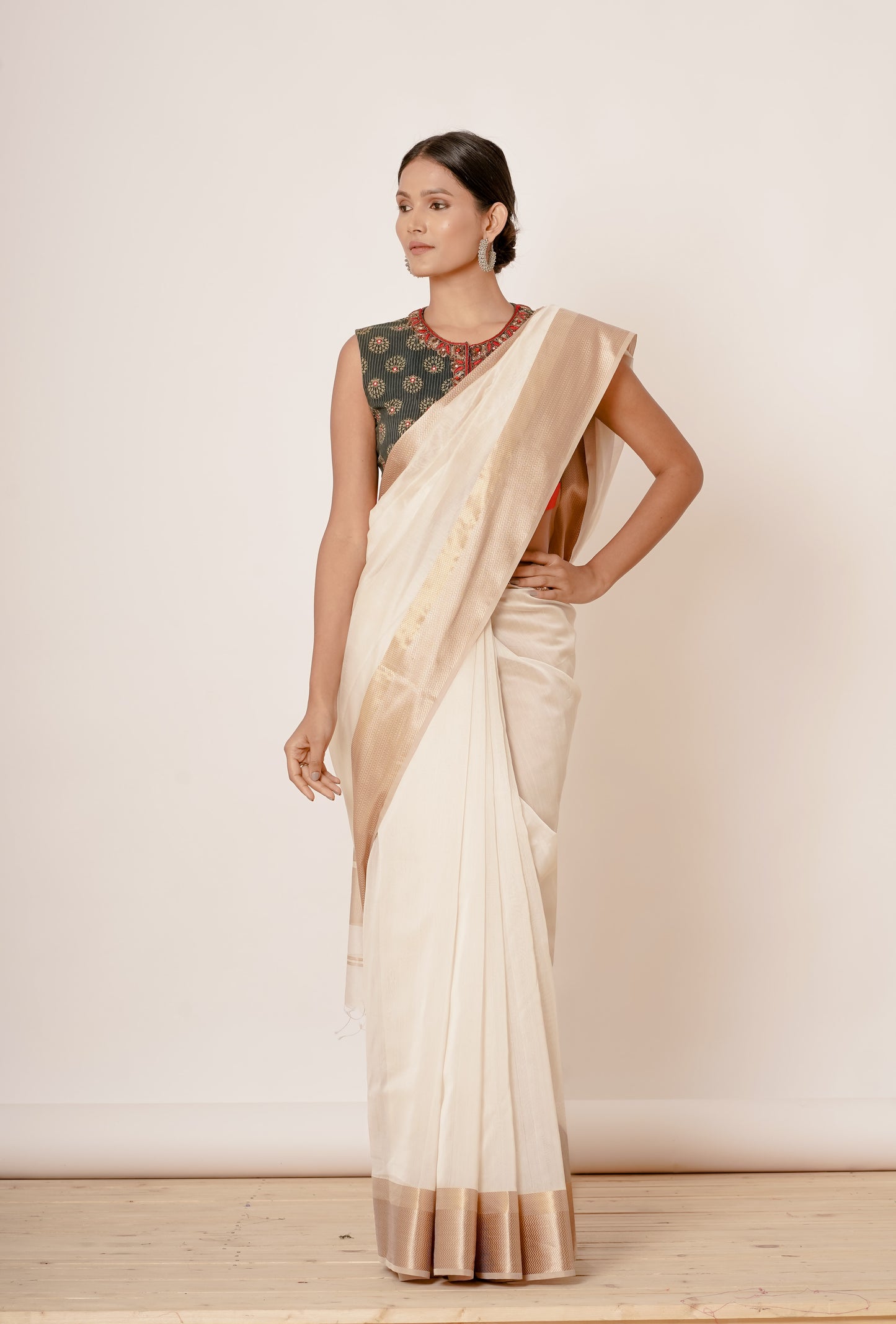 Cream and Gold Maheshwari Silk Saree with Navy Blouse Hand Block Printed Blouse