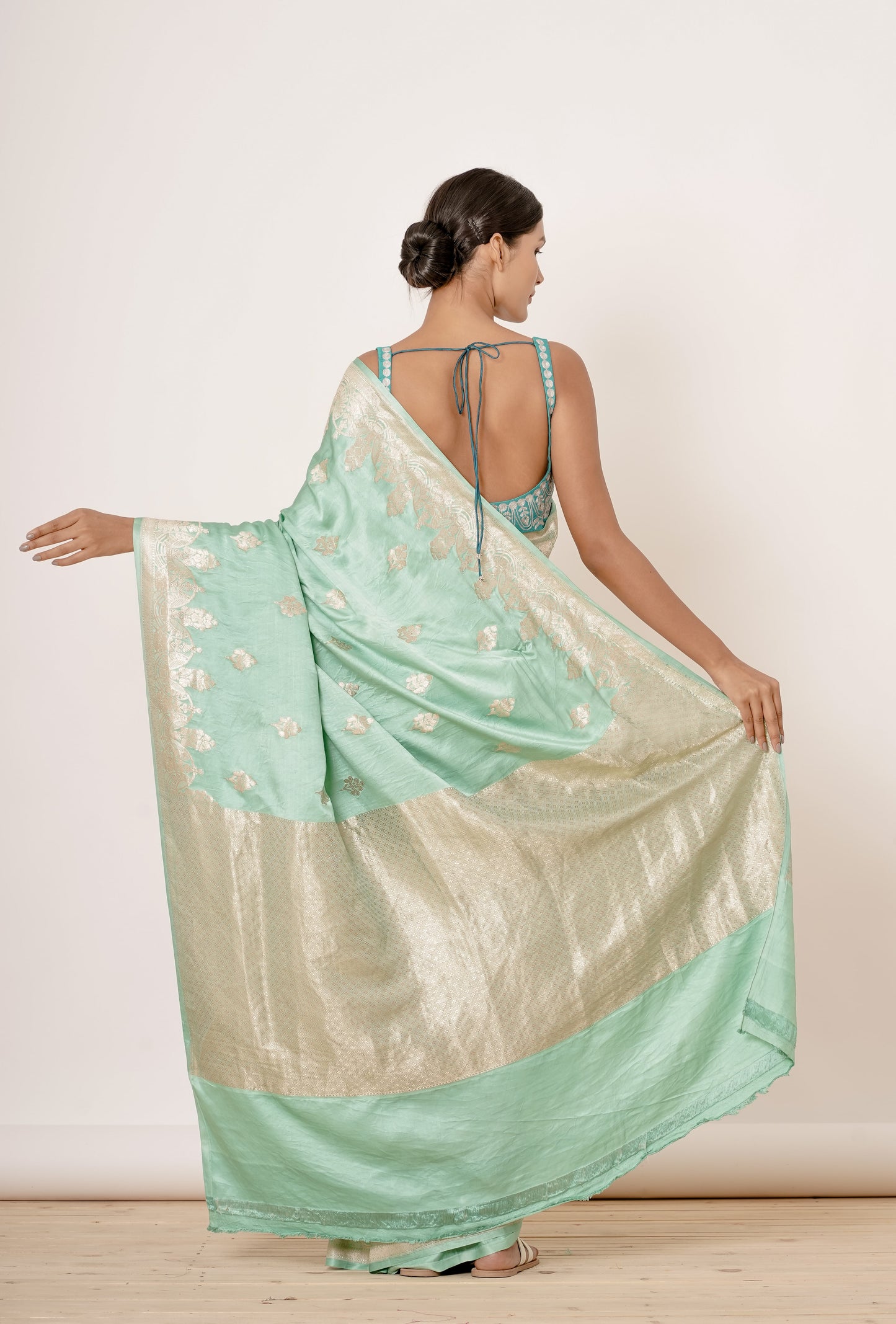 AQUA TURQOUISE SILVER ZARI SARI