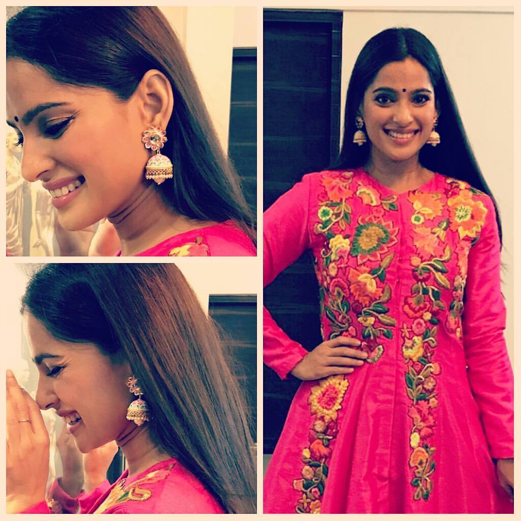 Priya Bapat in FuchsiaPink Floral Embroidered Jacket/Kurta Set